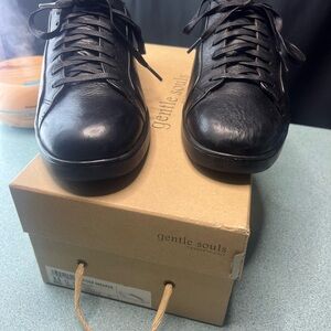 Kenneth Cole Gentle Souls Men's Black Leather Sneakers